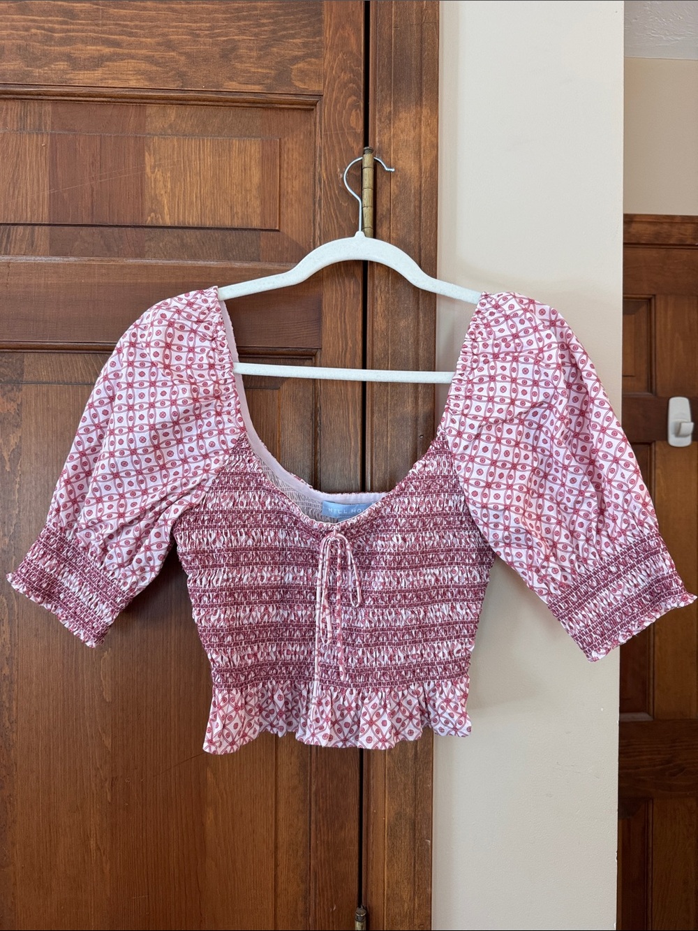 Hill House Madeline Pink Smocked Puff Sleeve Crop Top - size medium